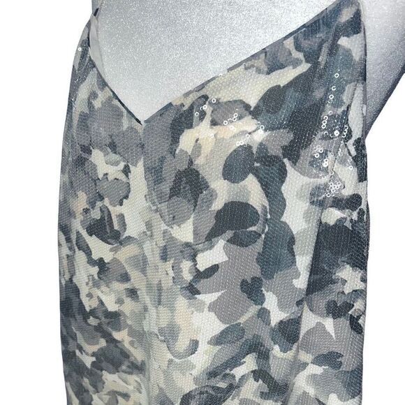 Banana Republic sequined camisole tank top XL - Picture 3 of 6